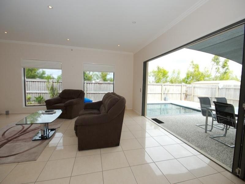 15 Fitzroy Court, Parrearra QLD 4575