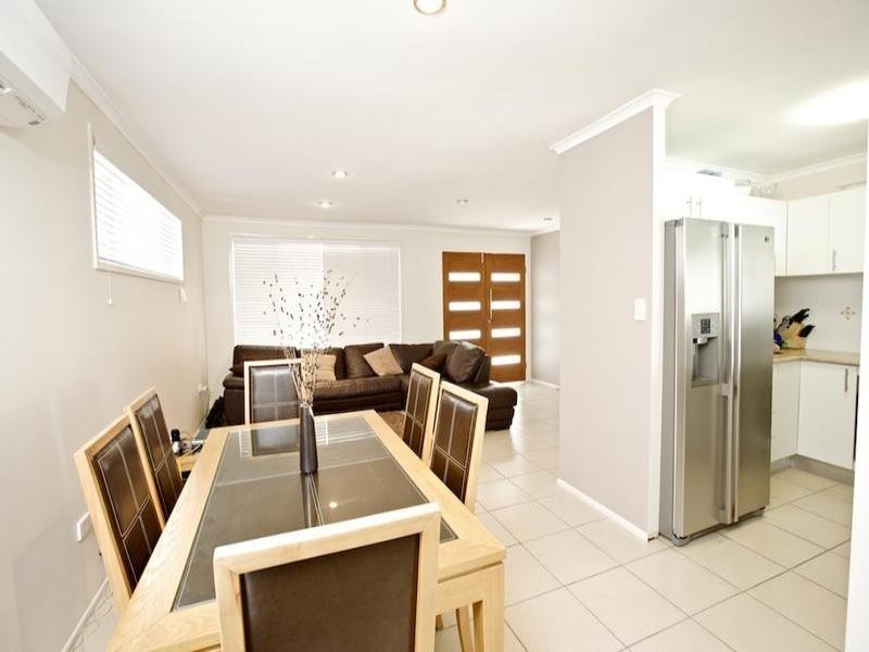 9 Narambi Street, Warana QLD 4575