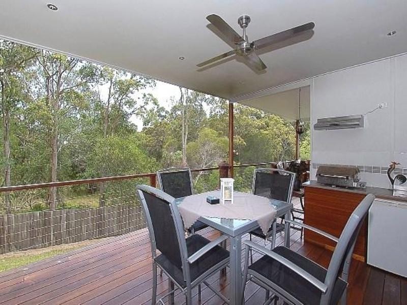 6 Mornington Court, Little Mountain QLD 4551