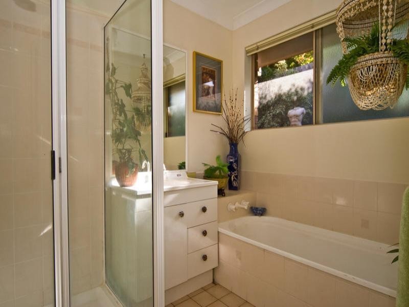 18 Pittards Road,, Buderim QLD 4556