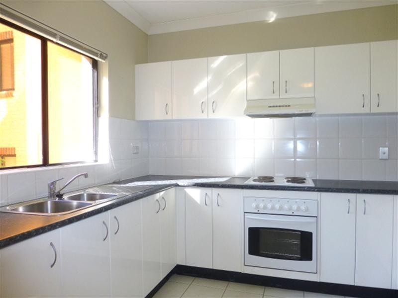 17/16-26 Park Street, Sutherland NSW 2232