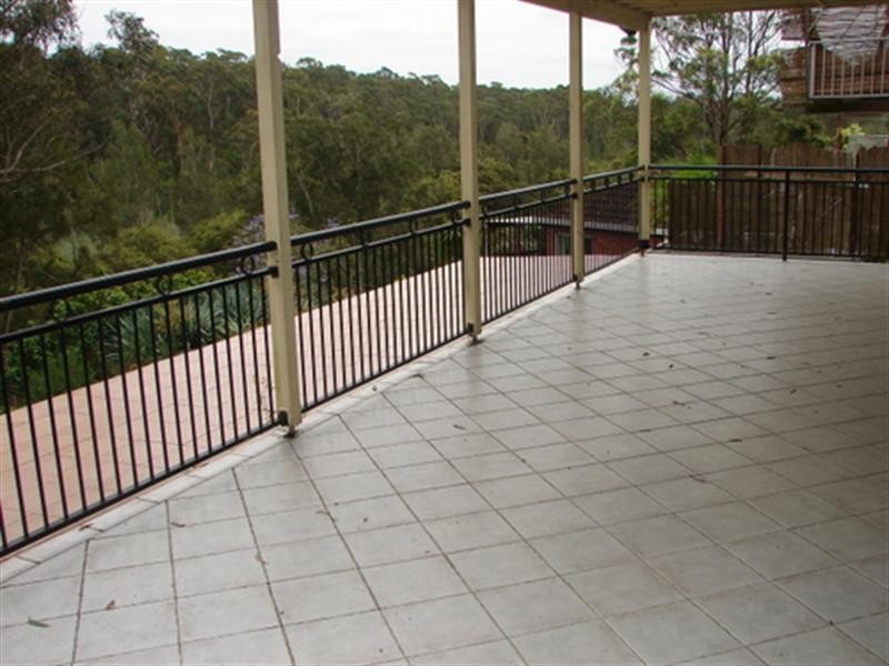 1 Gambier Avenue, Sandy Point NSW 2172