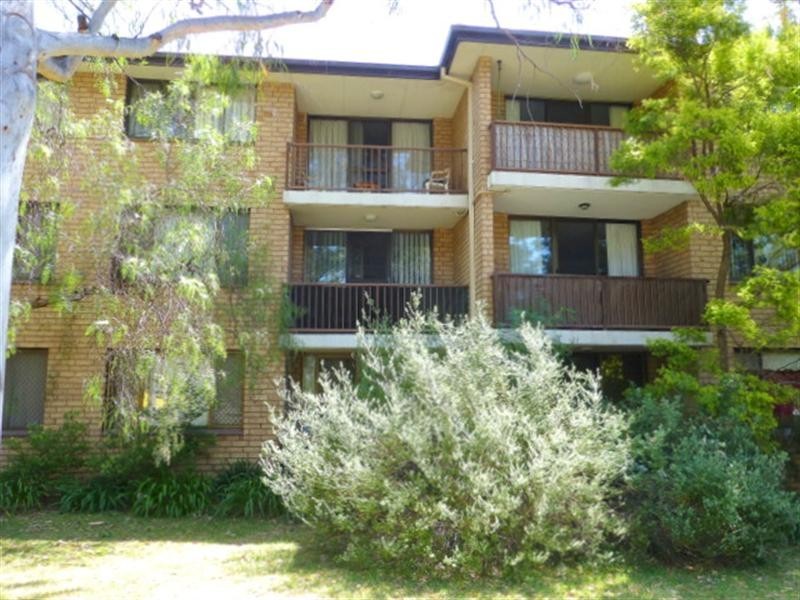 18/125-129 Oak Road, Kirrawee NSW 2232