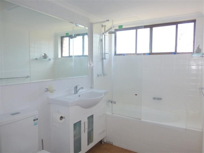 18/125-129 Oak Road, Kirrawee NSW 2232