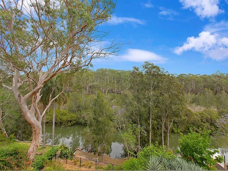 1 Gambier Avenue, Sandy Point NSW 2172