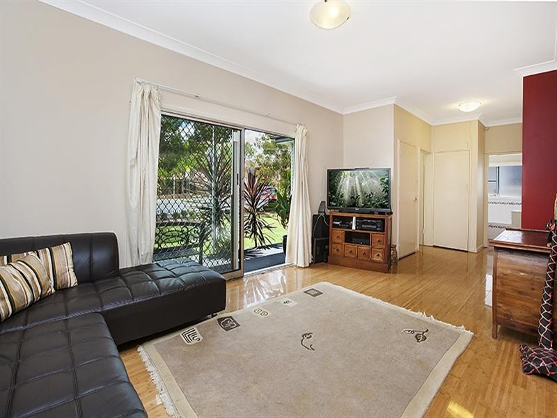 42 Chamberlain Road, Padstow NSW 2211