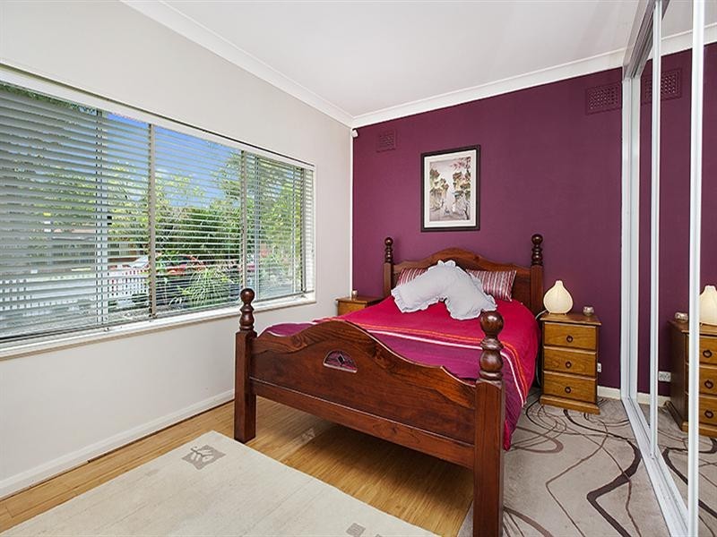 42 Chamberlain Road, Padstow NSW 2211