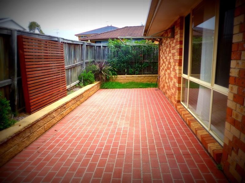 75 Carter Road, Menai NSW 2234