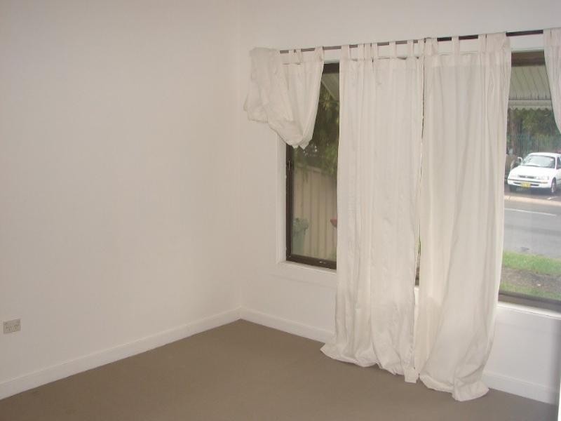 130 Linden Street, Sutherland NSW 2232