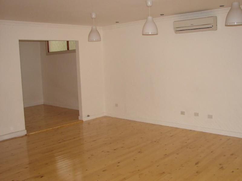 130 Linden Street, Sutherland NSW 2232