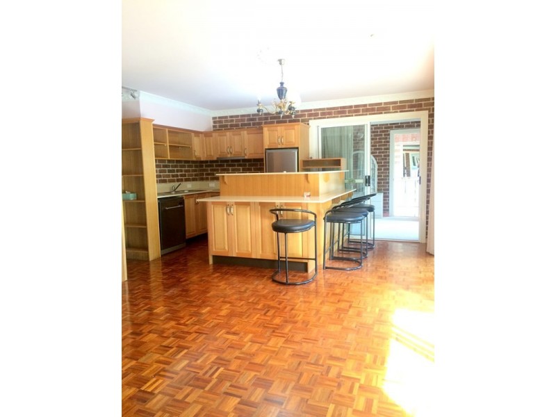 93 Bignell Street, Illawong NSW 2234