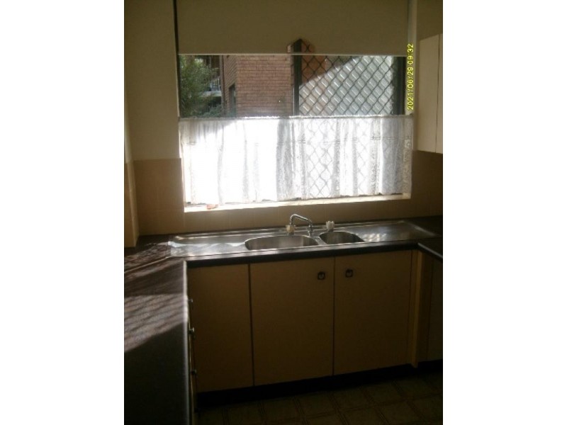 16/57 Auburn Street, Sutherland NSW 2232