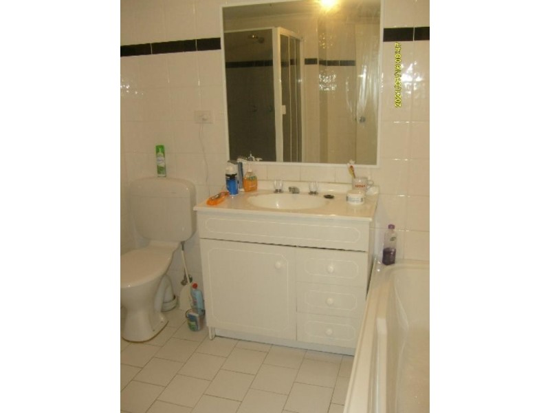 2/486 President Avenue, Kirrawee NSW 2232