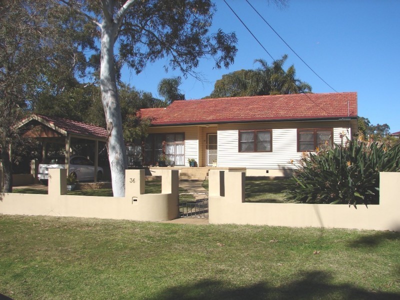 36 Wollun Street, Como NSW 2226