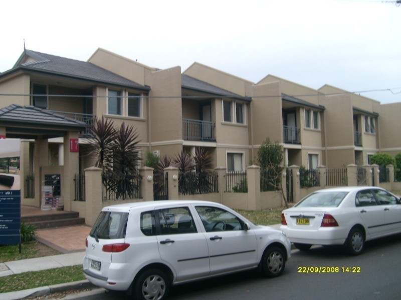 18/11-17 Acton Street, Sutherland NSW 2232