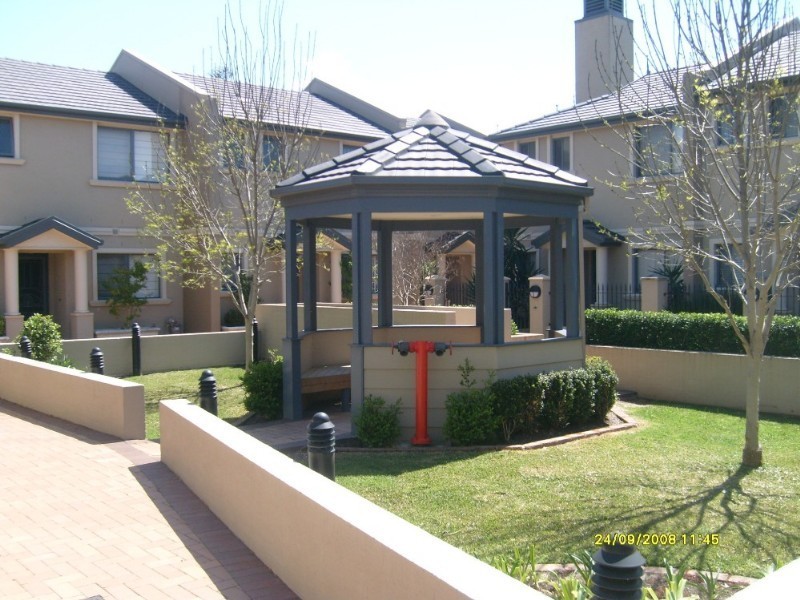 18/11-17 Acton Street, Sutherland NSW 2232