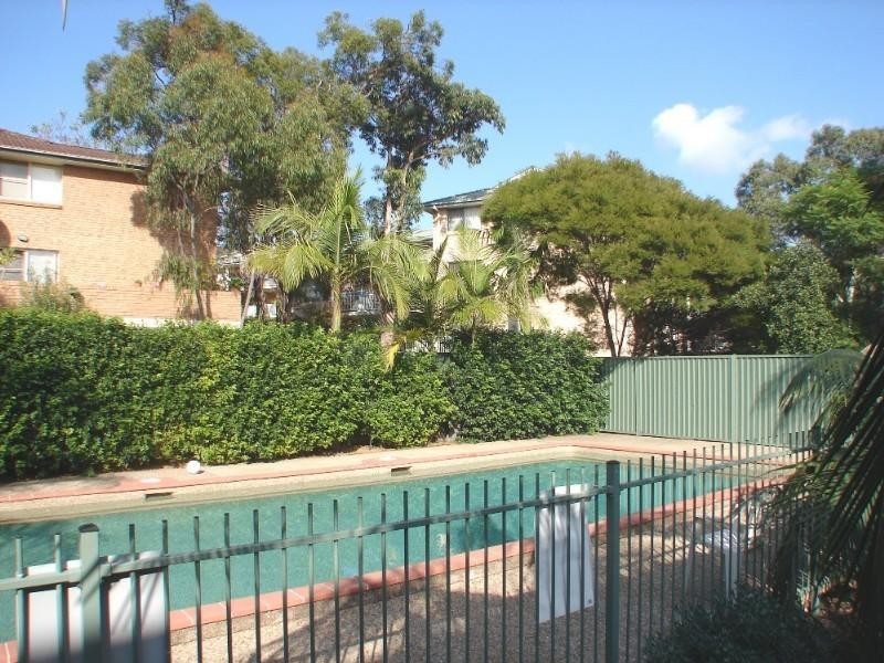 22/20 Leonay Street, Sutherland NSW 2232