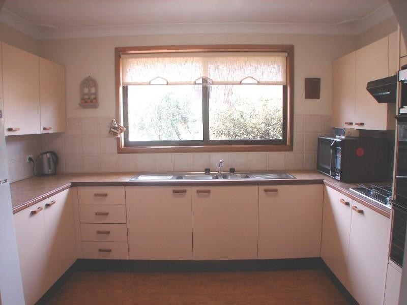 4/43 Bottleforest Road, Heathcote NSW 2233