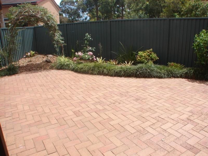 4/43 Bottleforest Road, Heathcote NSW 2233