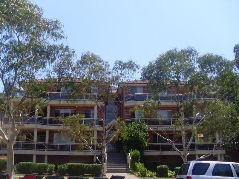 4/95-97 Acacia Road, Sutherland NSW 2232