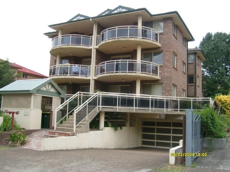 2/34-36 Auburn Street, Sutherland NSW 2232