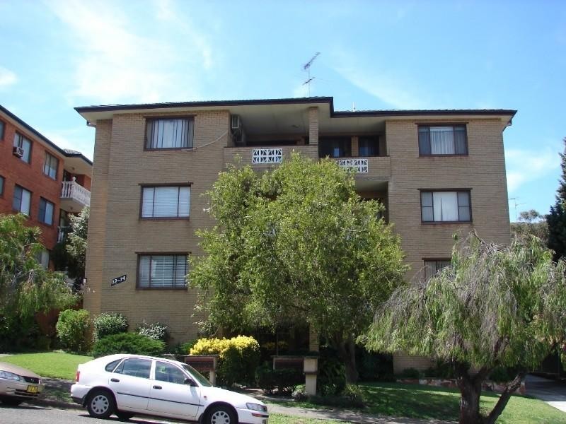 5/12-14 Winchester Street, Carlton NSW 2218