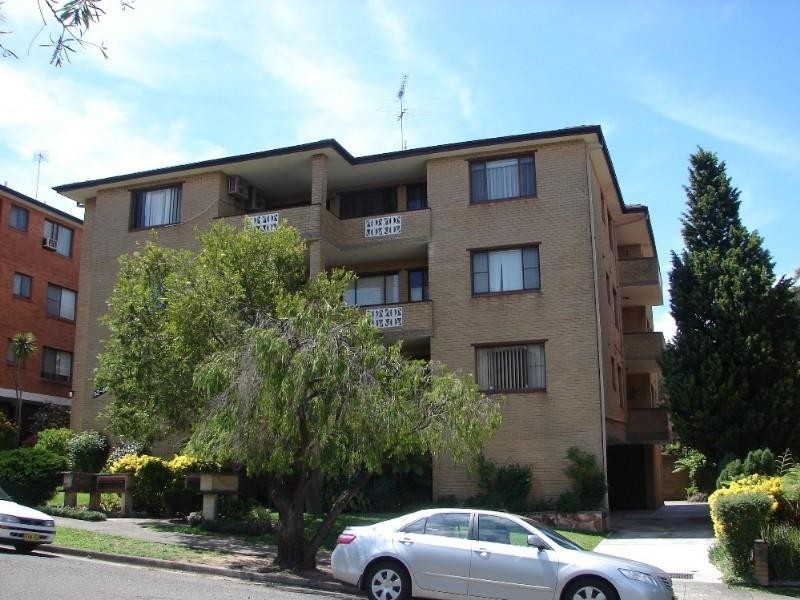 5/12-14 Winchester Street, Carlton NSW 2218