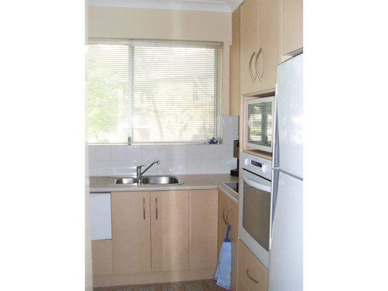 1/19-21 Robertson Street, Sutherland NSW 2232