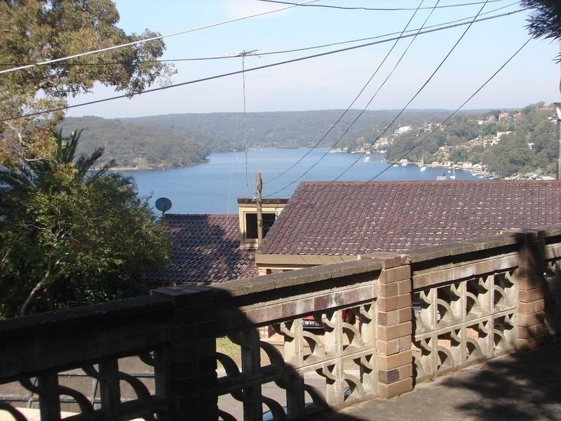 15 Maroopna Road, Yowie Bay NSW 2228