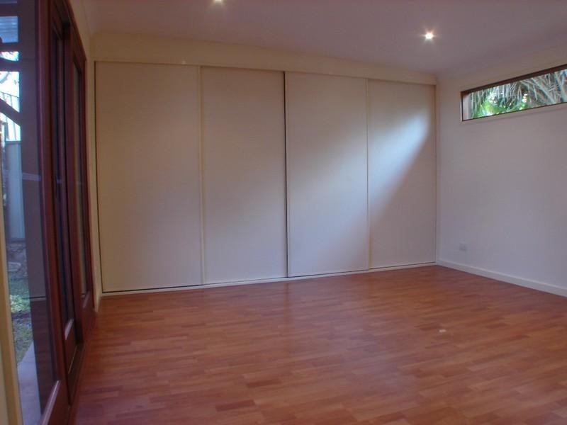 15 Maroopna Road, Yowie Bay NSW 2228