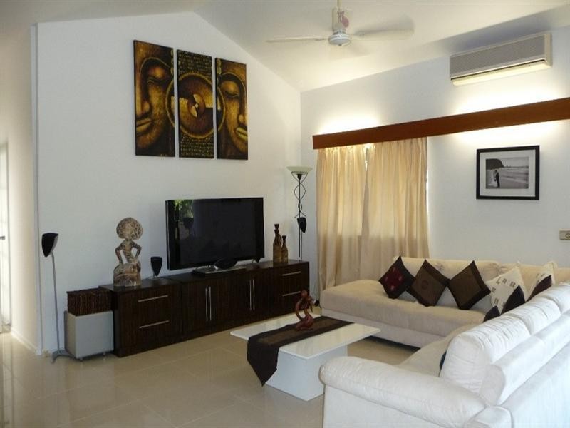 91-93 Flora Street, Sutherland NSW 2232