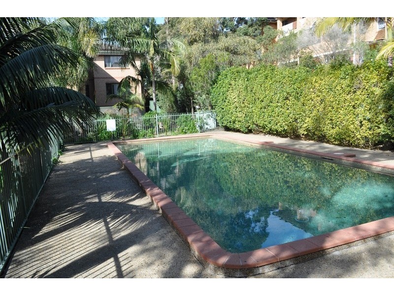 22/20 Leonay Street, Sutherland NSW 2232