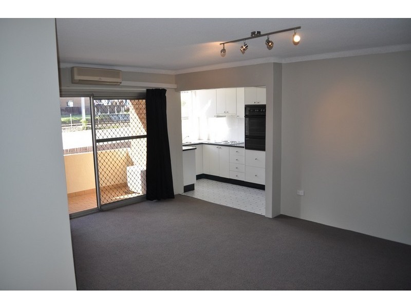 15/165 Willarong Road, Caringbah NSW 2229