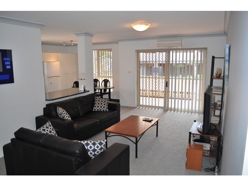 8/57-59 Eton Street, Sutherland NSW 2232