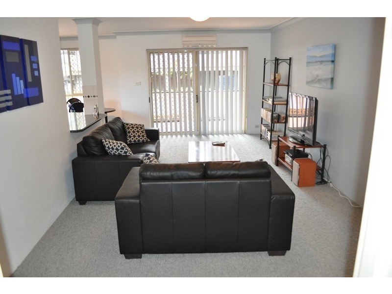 8/57-59 Eton Street, Sutherland NSW 2232