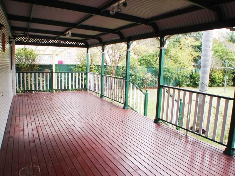 33 Sunbury Street, Sutherland NSW 2232