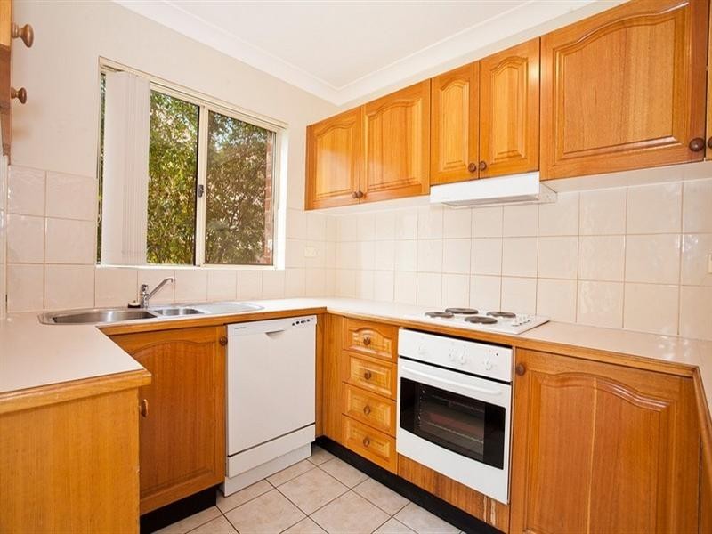 8/25 Oxford Street, Sutherland NSW 2232