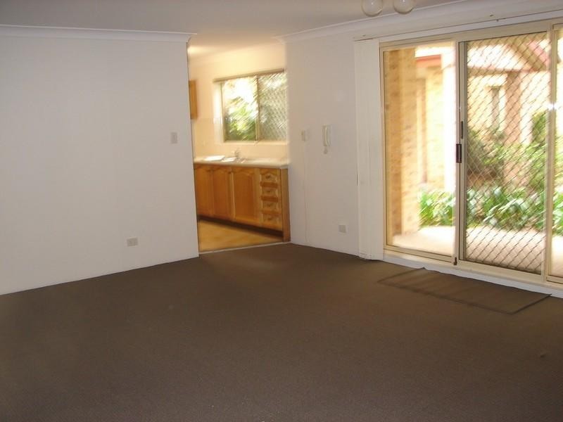 4/67 Eton Street, Sutherland NSW 2232