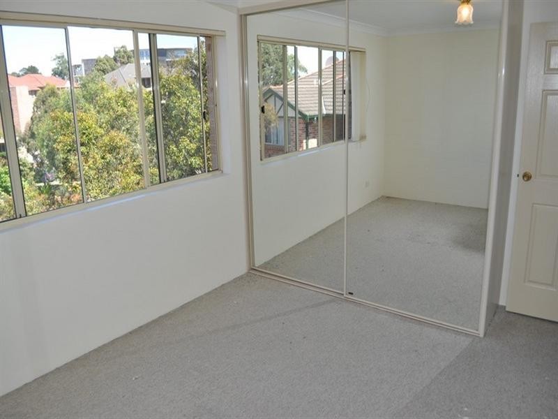 20/67 Eton Street, Sutherland NSW 2232