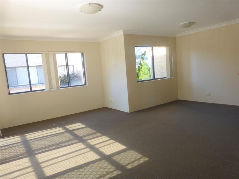 18/50 Merton Street, Sutherland NSW 2232