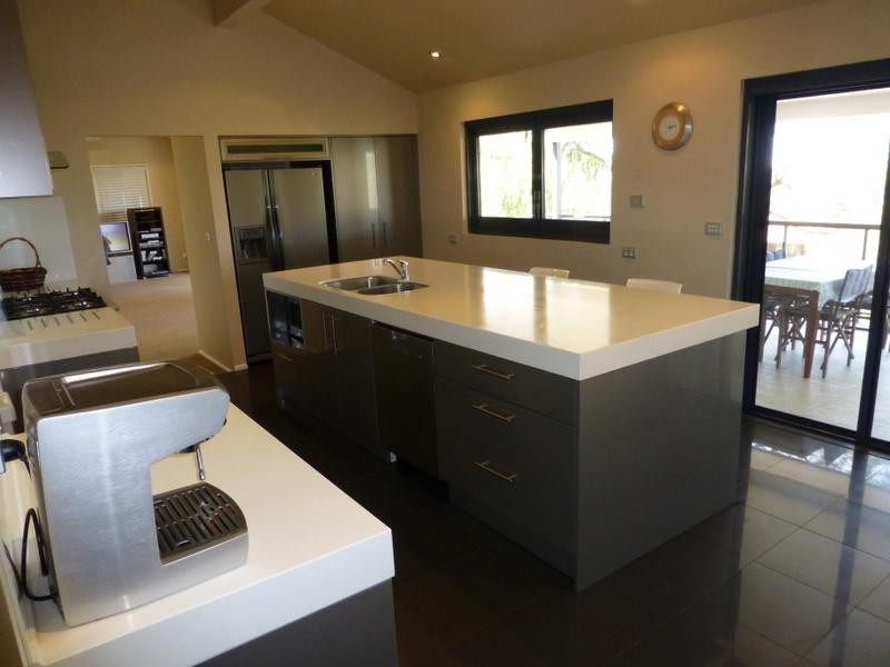 5 Canobolas Place, Yarrawarrah NSW 2233