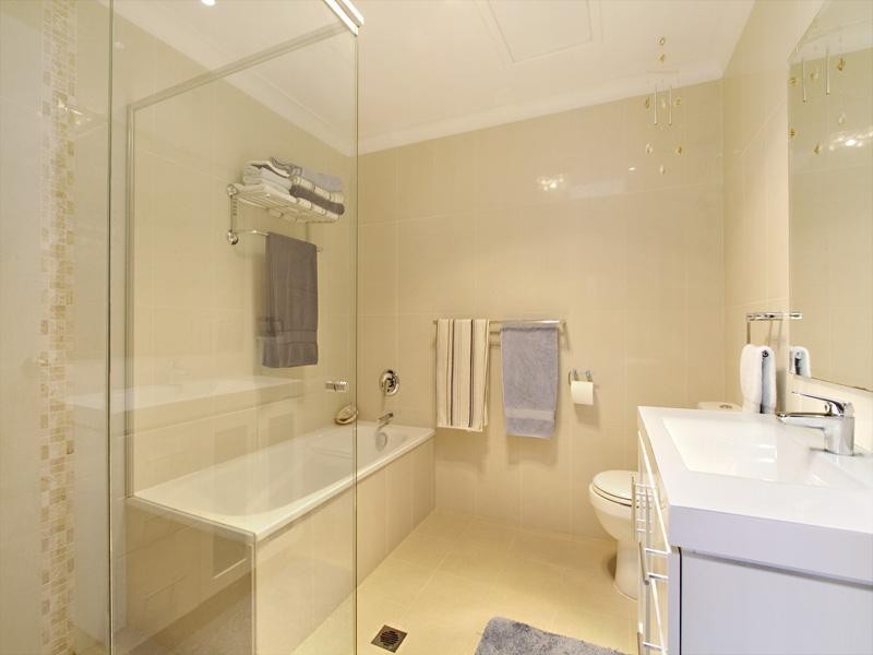 10/17 Binya Place, Como NSW 2226