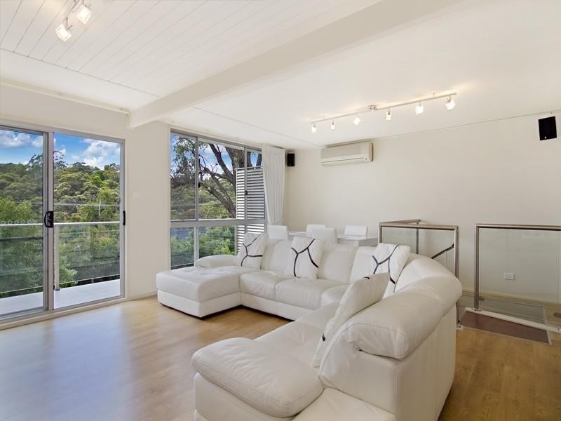42 Upper Washington Drive, Bonnet Bay NSW 2226