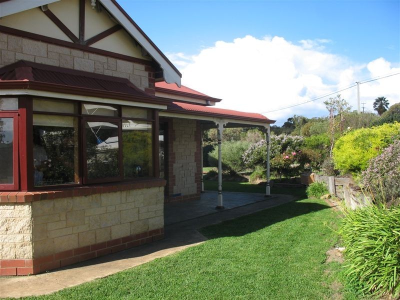 84 Flinders Highway, Port Lincoln SA 5606