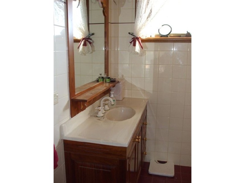 84 Flinders Highway, Port Lincoln SA 5606