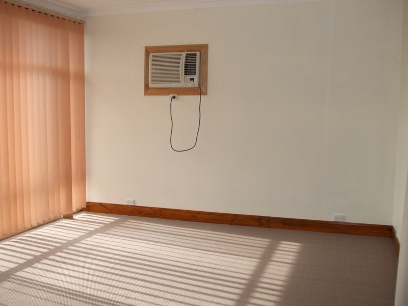 16 Mortlock Street, Cummins SA 5631