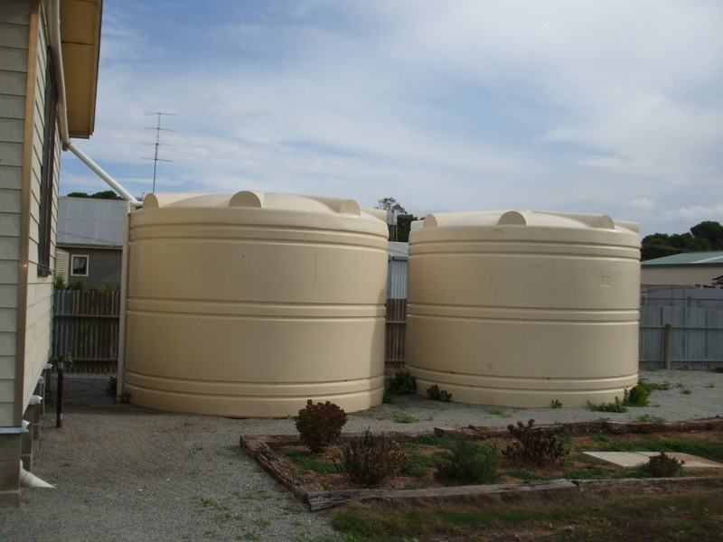 16 Mortlock Street, Cummins SA 5631