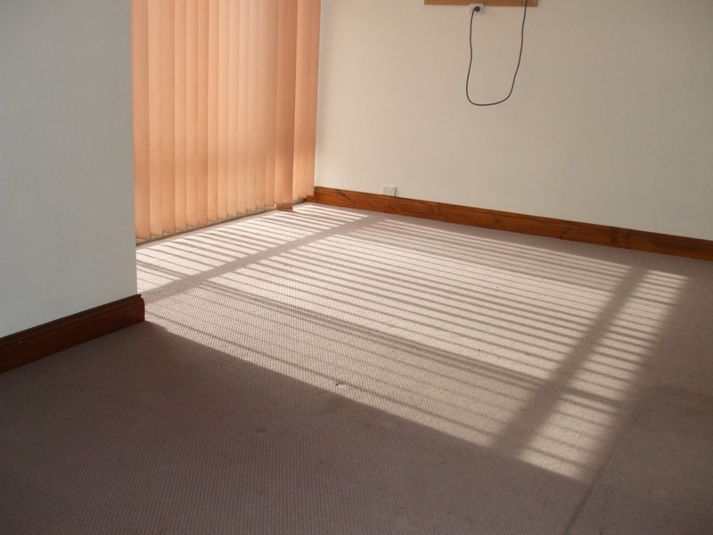 16 Mortlock Street, Cummins SA 5631