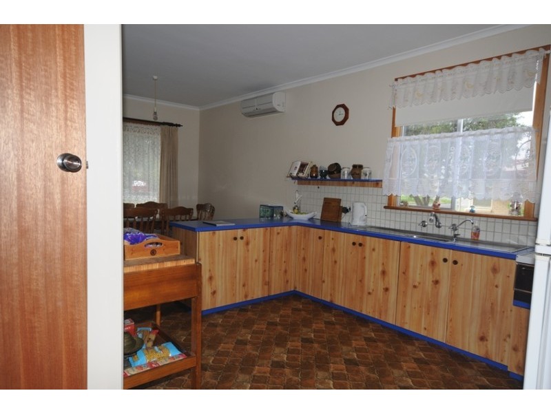 24 Heath Street, Port Lincoln SA 5606