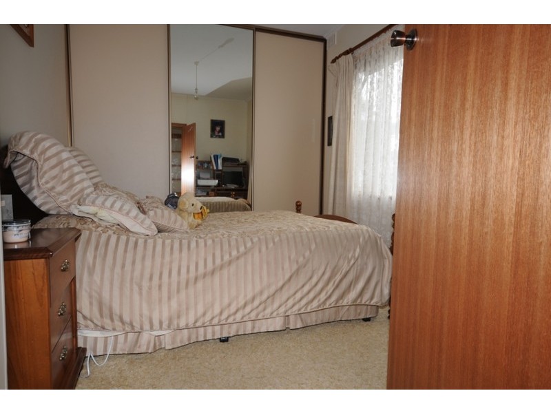 24 Heath Street, Port Lincoln SA 5606